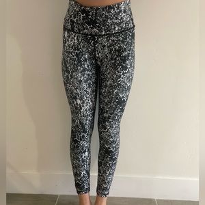 Reversible leggings